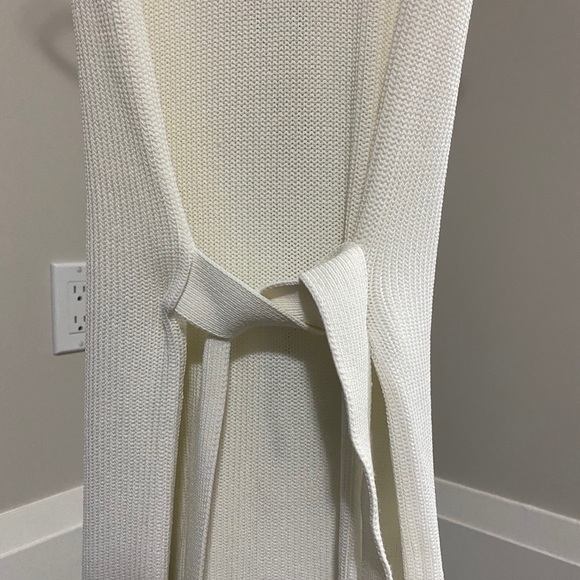 Aritzia Wilfred Sweater Vest Tie Small - Picture 2 of 5